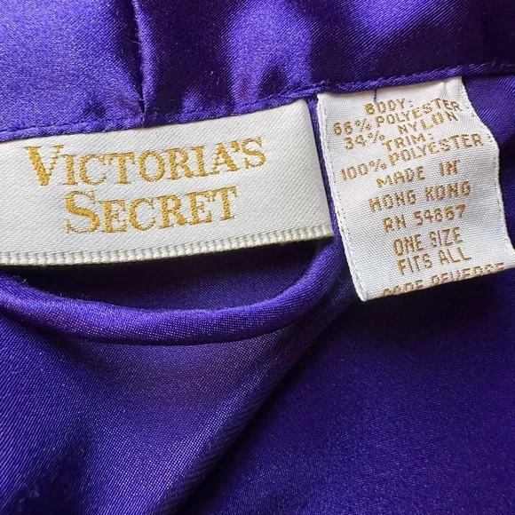Vintage 2-piece Victoria Secret Lingerie Slip & Robe 🤩 - Picture 13 of 13